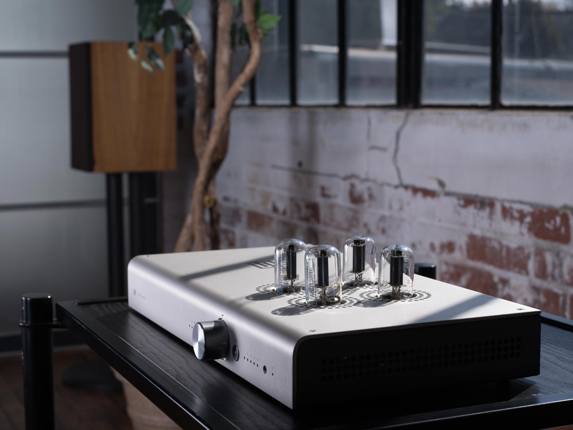 FREYA BALANCED PASSIVE/ACTIVE REMOTE PREAMP-804
