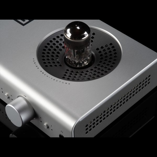 LYR FUSION ARCHITECTURE HEADPHONE AMP AND PREAMP