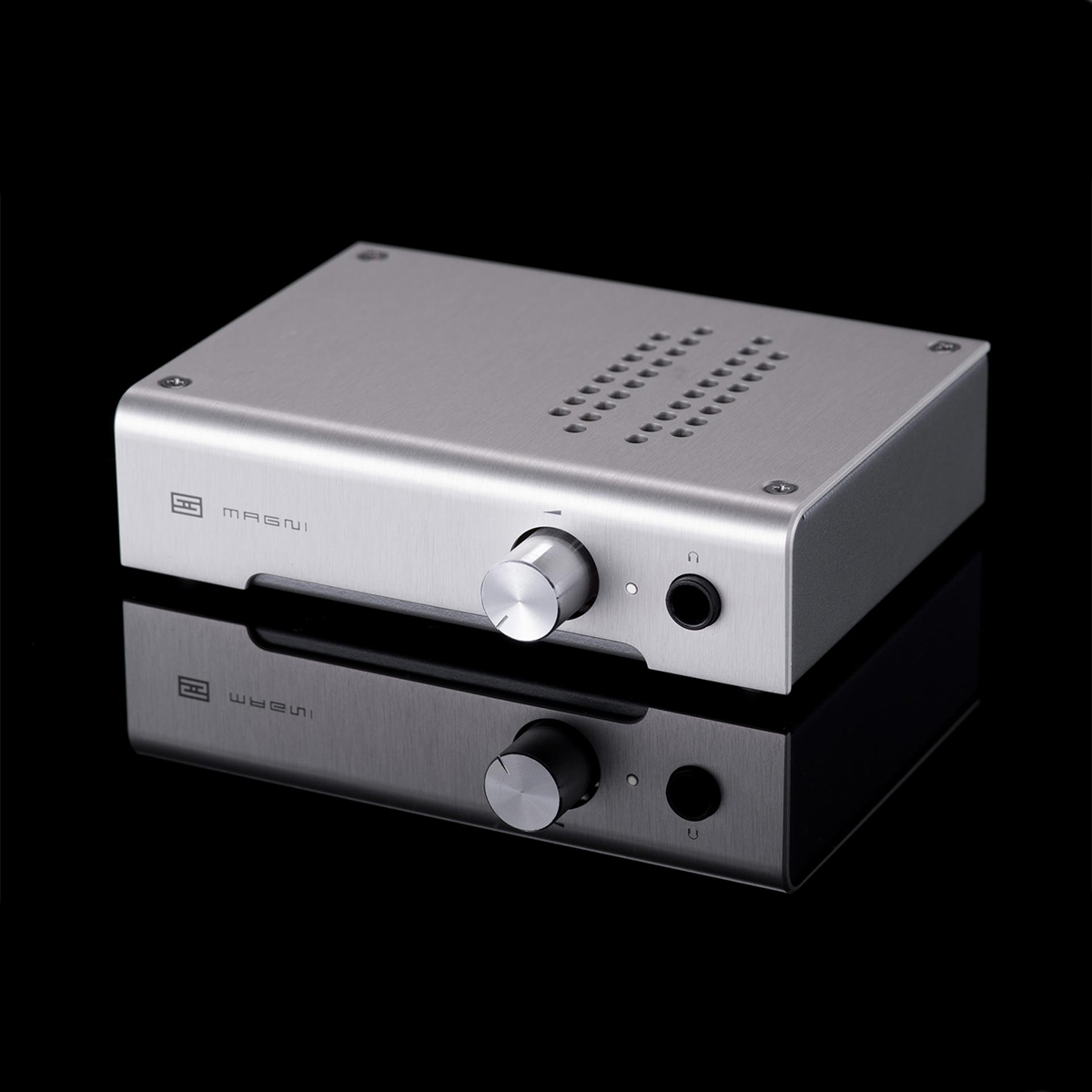 schiit-magni-3-cor.jpg